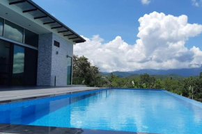 Roxana Resort